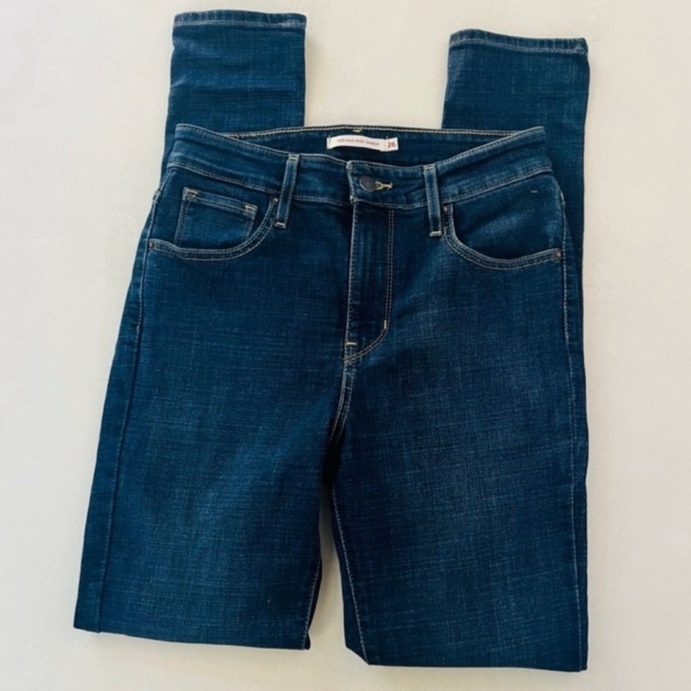 Levi’s 721 High Rise Skinny Jeans 26